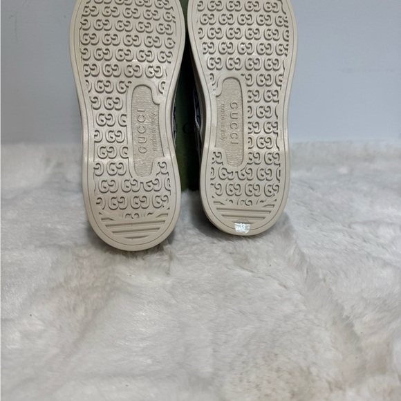 Gucci Blue and Cream Slip-On Sneakers - Picture 4 of 5